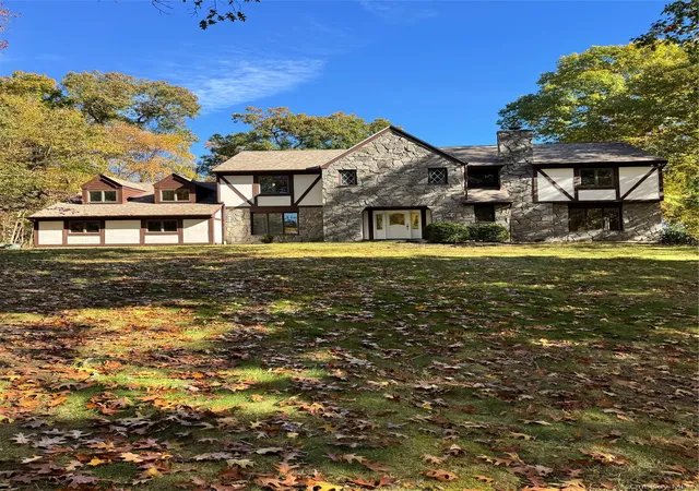 Single family home for sale at 57 Innsbruck Blvd, East Fishkill, NY 12533 | MLS# 1065552