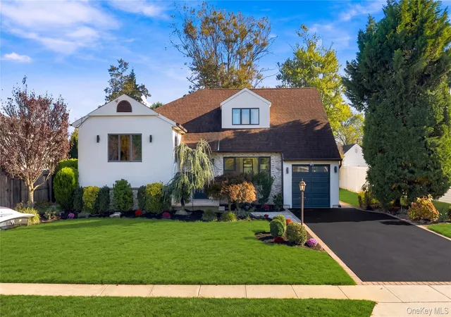 Single family home for sale at 1954 Brk Park Dr, Hempstead, NY 11566 | MLS# 1065558