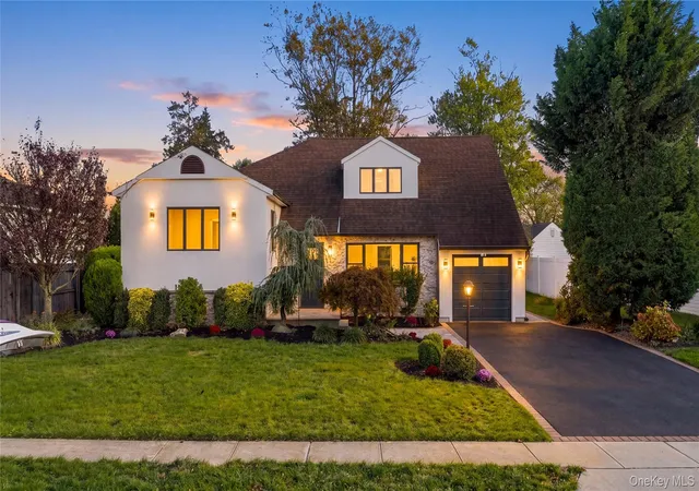 Photo 1 of Single family home for sale at 1954 Brk Park Dr, Hempstead, NY 11566 | MLS# 1065558 | Listing updated on 2026-10-25