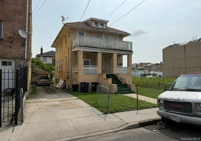 Photo 1 of House for sale at 216 Beach 31st St, New York, NY 11691 | MLS# 1065583 | Listing updated on 2026-10-23