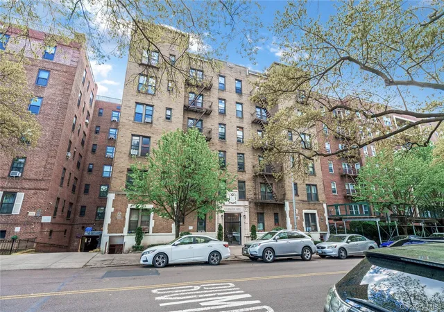 Condo for sale at 144-44 Sanford Ave #3D, New York, NY 11355 | MLS# 1065593
