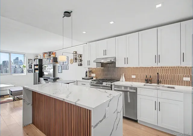 Photo 1 of House for sale at 345 E 93rd Street #23F, New York, NY 10128 | MLS# 1065601 | Listing updated on 2026-10-29