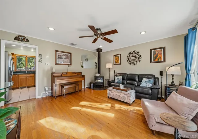 Photo 4 of Single family home for sale at 12 Barnett Rd W, Monroe, NY 10950 | MLS# 1065621 | Listing updated on 2026-10-23