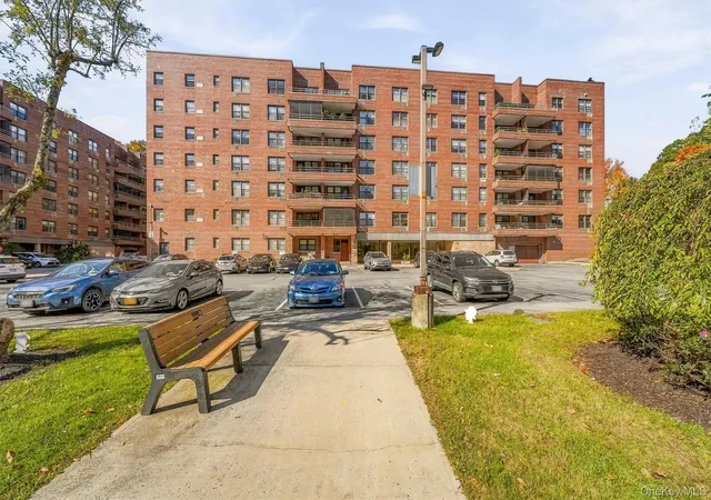 Photo 2 of Condo for sale at 60 Barker St #420, Mount Kisco, NY 10549 | MLS# 1065624 | Listing updated on 2026-10-27