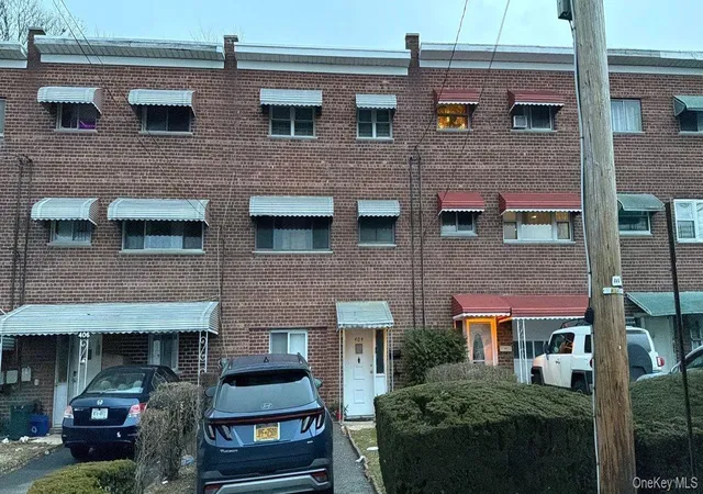 Photo 1 of Single family home for sale at 404 S 2nd Avenue, Mount Vernon, NY 10550 | MLS# 1065644 | Listing updated on 2026-10-23