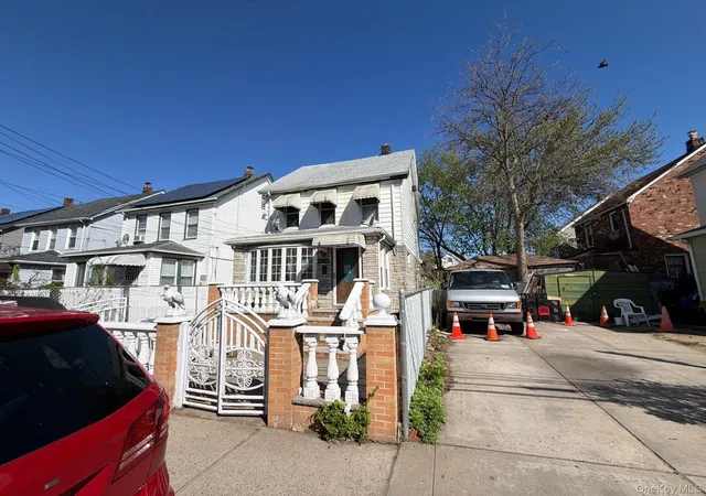 Single family home for sale at 191-37 Murdock Ave, New York, NY 11412 | MLS# 1065670