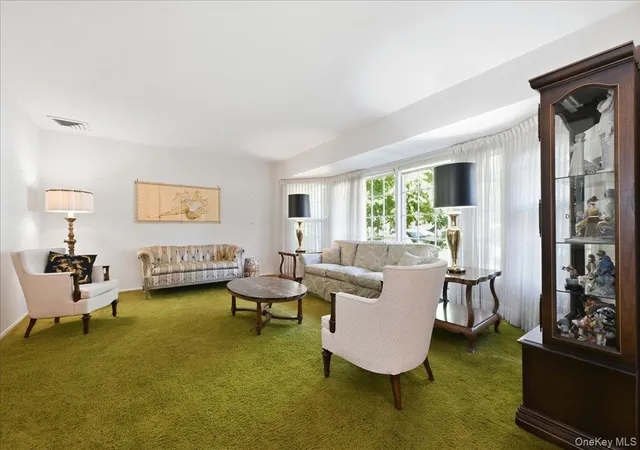 Photo 4 of Single family home for sale at 114 Cambridge Ave, Hempstead, NY 11530 | MLS# 1065671 | Listing updated on 2026-10-29