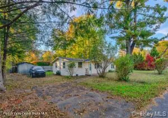 Photo 4 of Single family home for sale at 42 Dixon Ave, Woodstock, NY 12498 | MLS# 1065691 | Listing updated on 2026-10-28