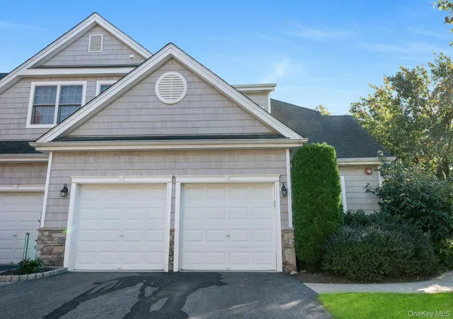 Photo 3 of Condo for sale at 1200 Half Moon Bay Dr, Cortlandt, NY 10520 | MLS# 1065704 | Listing updated on 2026-10-24