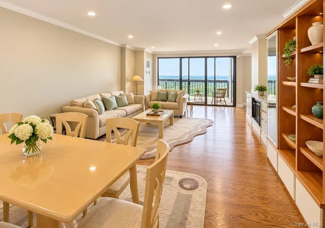 Photo 4 of House for sale at 27010 Grand Central Pkwy #33G, New York, NY 11005 | MLS# 1065719 | Listing updated on 2026-10-23