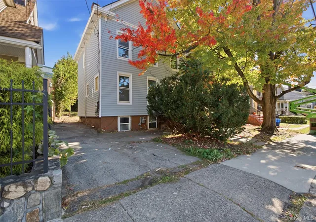 Photo 2 of Single family home for sale at 175 Smith St, Peekskill, NY 10566 | MLS# 1065740 | Listing updated on 2026-10-28
