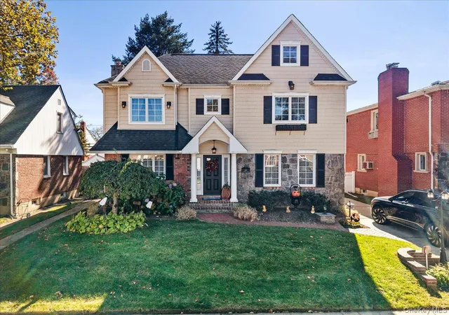 Single family home for sale at 144 Lawrence St, North Hempstead, NY 11040 | MLS# 1065741