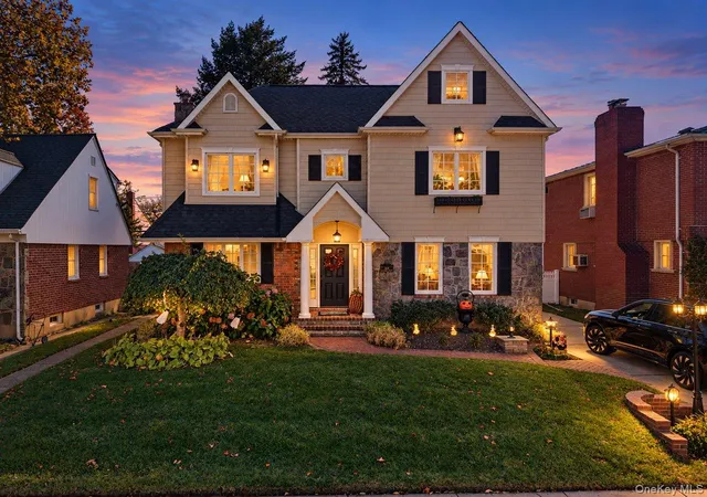 Photo 1 of Single family home for sale at 144 Lawrence St, North Hempstead, NY 11040 | MLS# 1065741 | Listing updated on 2026-10-28