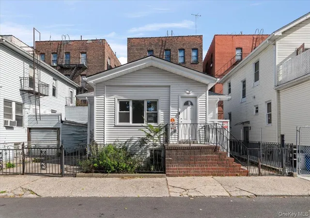 Multi family home for sale at 3041 Brighton 8th St, New York, NY 11235 | MLS# 1065745