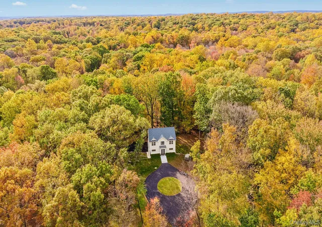 Photo 2 of Single family home for sale at 18 Laurel Rd, Lewisboro, NY 10590 | MLS# 1065858 | Listing updated on 2026-10-28