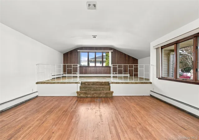 Photo 3 of Single family home for sale at 3 Yorkville Ln, Huntington, NY 11747 | MLS# 1065869 | Listing updated on 2026-10-25
