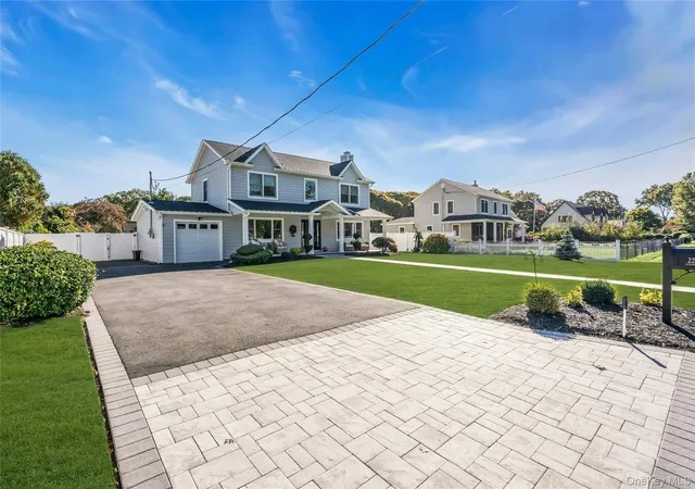 Single family home for sale at 2289 Cedar Ave, Islip, NY 11779 | MLS# 1065891