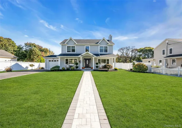 Photo 1 of Single family home for sale at 2289 Cedar Ave, Islip, NY 11779 | MLS# 1065891 | Listing updated on 2026-10-28