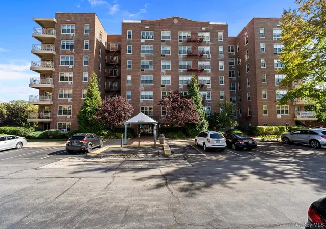 Condo for sale at 23-35 Bell Blvd #1E2, New York, NY 11360 | MLS# 1065902