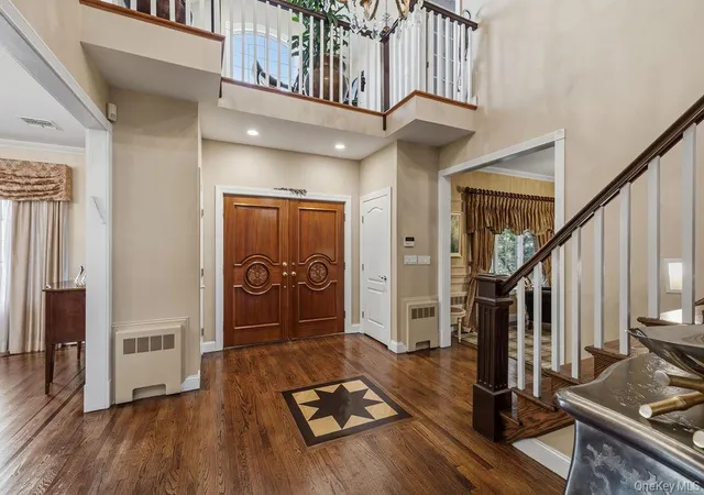 Photo 4 of Single family home for sale at 8 Village Green, Ramapo, NY 10952 | MLS# 1065912 | Listing updated on 2026-10-29