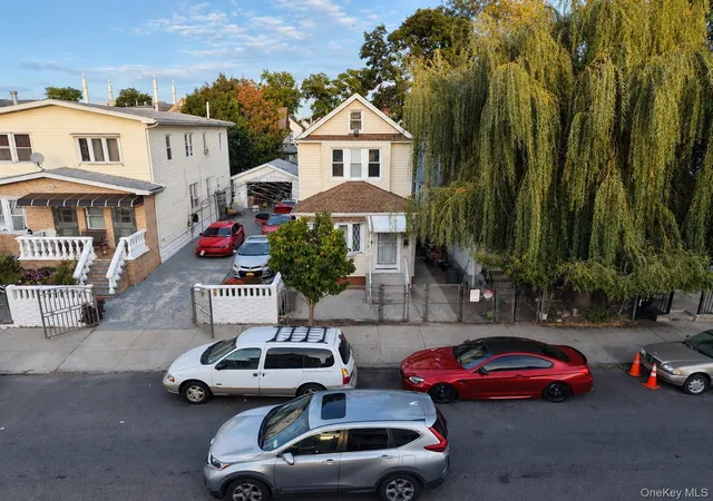Photo 3 of Single family home for sale at 104-27 124 Street, New York, NY 11419 | MLS# 1065915 | Listing updated on 2026-10-23