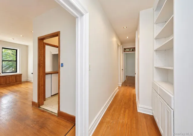 Photo 3 of House for sale at 160-15 Powells Cvs Blvd #D3, New York, NY 11357 | MLS# 1065919 | Listing updated on 2026-10-25