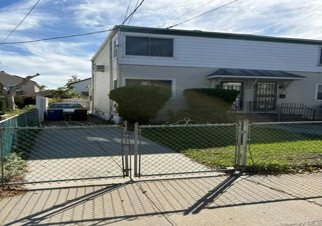 Single family home for sale at 14455 157th Street, New York, NY 11434 | MLS# 1065931
