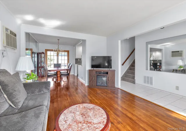 Photo 3 of Single family home for sale at 3583 Summer Dr, Hempstead, NY 11793 | MLS# 1065977 | Listing updated on 2026-10-25