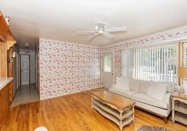 Photo 4 of Single family home for sale at 35 Huron St, Brookhaven, NY 11776 | MLS# 1065992 | Listing updated on 2026-10-23