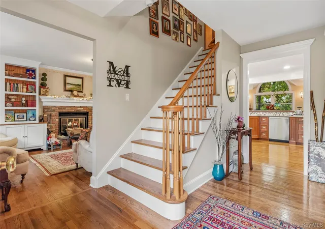 Photo 4 of Single family home for sale at 3 Marisa Ct, Cortlandt, NY 10548 | MLS# 1065999 | Listing updated on 2026-10-23