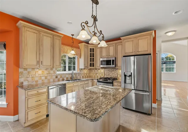 Photo 3 of Single family home for sale at 9 Von Trapp Ct, Blooming Grove, NY 10992 | MLS# 1066020 | Listing updated on 2026-10-29