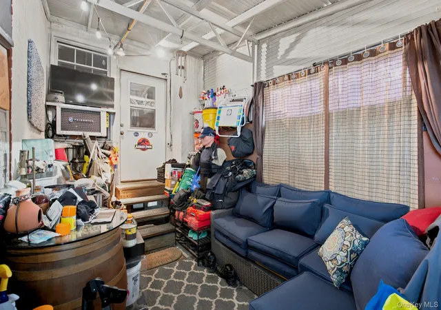 Photo 4 of House for sale at 2250 43rd Street, New York, NY 11105 | MLS# 1066035 | Listing updated on 2026-10-26