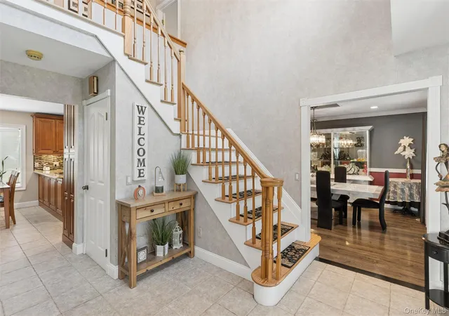 Photo 2 of Single family home for sale at 2570 Sycamore Ave, Islip, NY 11779 | MLS# 1066116 | Listing updated on 2026-10-29