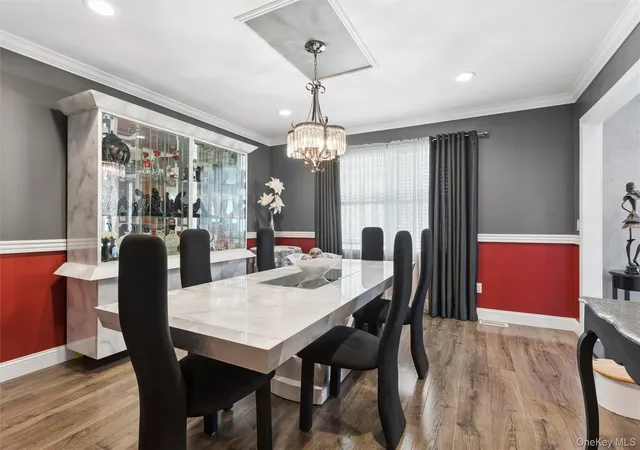 Photo 4 of Single family home for sale at 2570 Sycamore Ave, Islip, NY 11779 | MLS# 1066116 | Listing updated on 2026-10-29