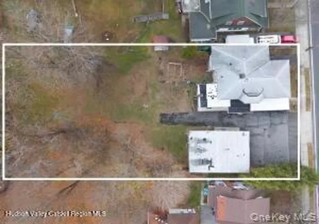 Photo 4 of Single family home for sale at 306-308 Broadway, Esopus, NY 12466 | MLS# 1066120 | Listing updated on 2026-10-28