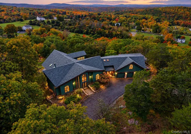 Single family home for sale at 69 Cedar Pond Ln, Chester Town, NY 10918 | MLS# 1066175