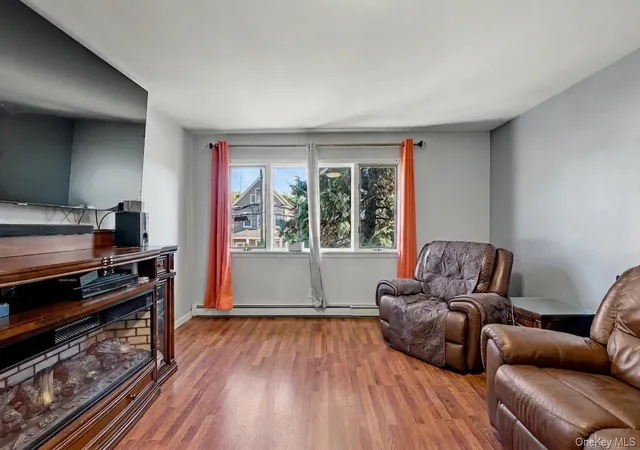 Photo 3 of House for sale at 23 Ridgewood Ave, Yonkers, NY 10704 | MLS# 1066176 | Listing updated on 2026-10-29