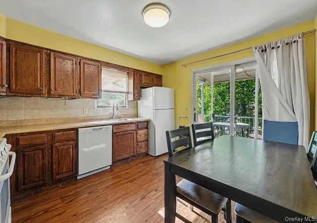 Photo 4 of House for sale at 23 Ridgewood Ave, Yonkers, NY 10704 | MLS# 1066176 | Listing updated on 2026-10-29