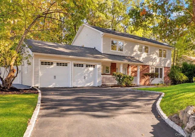 Photo 1 of Single family home for sale at 14 Mclane Dr, Huntington, NY 11746 | MLS# 1066241 | Listing updated on 2026-10-27