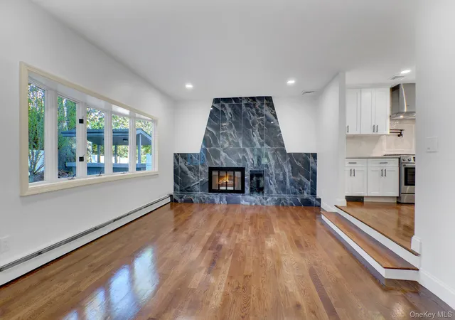Photo 4 of Single family home for sale at 14 Mclane Dr, Huntington, NY 11746 | MLS# 1066241 | Listing updated on 2026-10-27