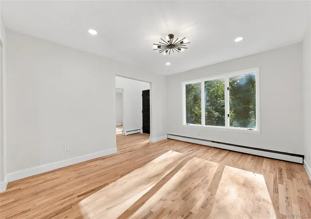 Photo 4 of Single family home for sale at 1147 N Country Rd, Brookhaven, NY 11790 | MLS# 1066247 | Listing updated on 2026-10-28