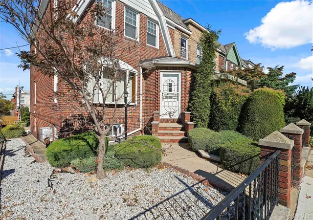 Photo 2 of Single family home for sale at 1851 Suydam St, New York, NY 11385 | MLS# 1066261 | Listing updated on 2026-10-26