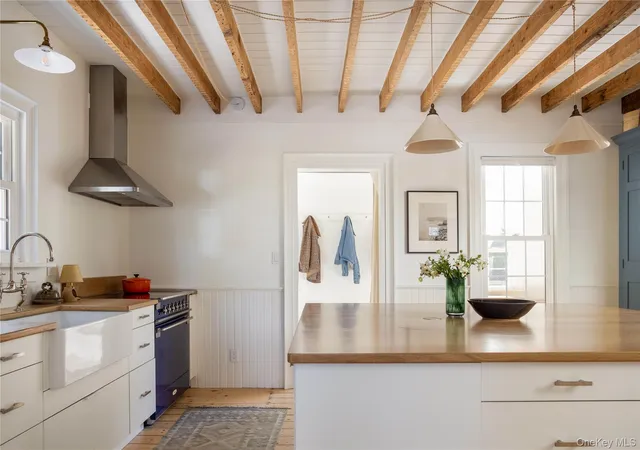 Photo 3 of Single family home for sale at 817 Wiggins St, Southold, NY 11944 | MLS# 1066280 | Listing updated on 2026-10-29
