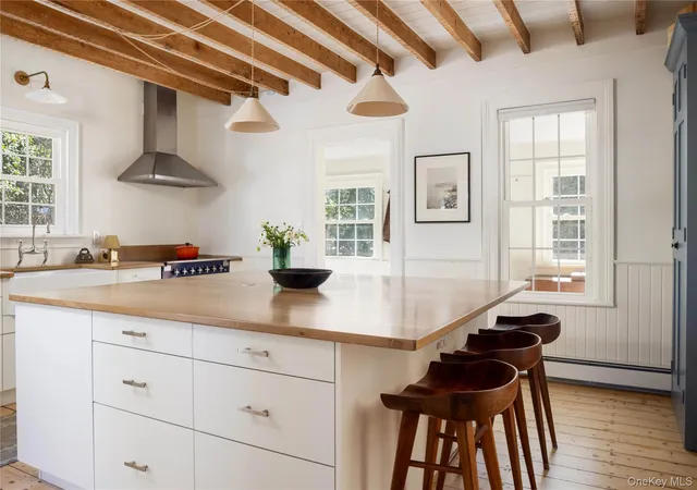 Photo 4 of Single family home for sale at 817 Wiggins St, Southold, NY 11944 | MLS# 1066280 | Listing updated on 2026-10-29