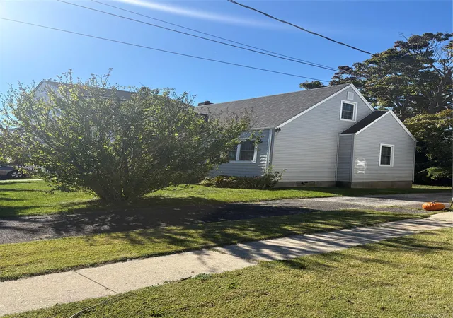 Photo 2 of Single family home for sale at 240 Roosevelt Ave, Hempstead, NY 11520 | MLS# 1066309 | Listing updated on 2026-10-29