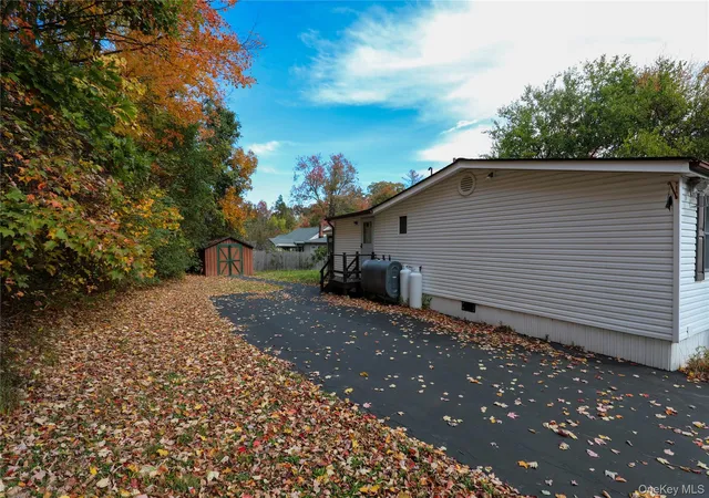 Photo 3 of Manufactured home for sale at 52 Belvedere Ln, Saugerties, NY 12477 | MLS# 1066313 | Listing updated on 2026-10-29