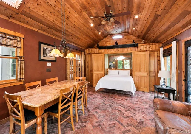 Photo 4 of Single family home for sale at 48 N Country Rd, Brookhaven, NY 11786 | MLS# 1066337 | Listing updated on 2026-10-29