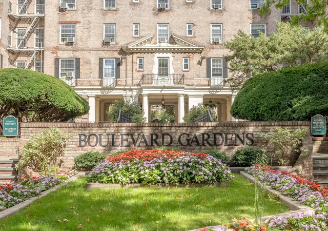 Condo for sale at 56-07 31st Avenue #4D, New York, NY 11377 | MLS# 1066343