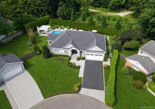 Single family home for sale at 14 The Spur, Oyster Bay, NY 11560 | MLS# 1066350