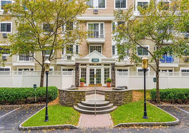 Photo 1 of Condo for sale at 500 Pondside Dr #2C, Greenburgh, NY 10607 | MLS# 1066351 | Listing updated on 2026-10-28